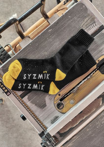 Picture of SYZMIK UNISEX BAMBOO WORK SOCKS (3 PACK)